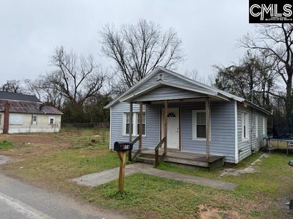 378 Quick Street