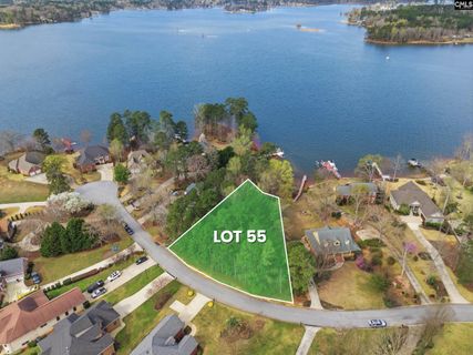 Middleton Place active home in The Pointes Of Plantation Pointe, Prosperity, SC