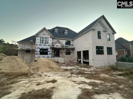 302 Aiken Hunt Circle