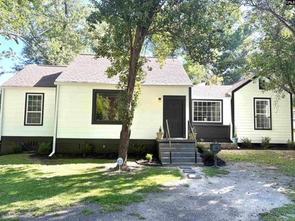 905 Sunset Drive