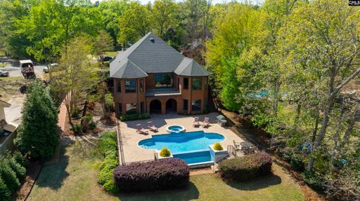 467 Greenetree Lane active home in Harbour Place, Lexington, SC