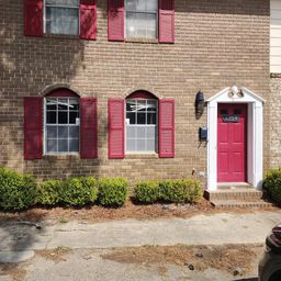 4724 Leaf Crest Court