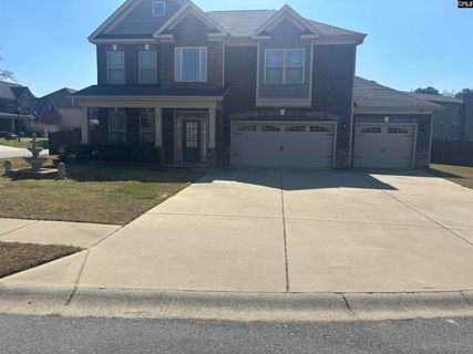 11 Grouse Court active home in Hunters Run, Blythewood, SC