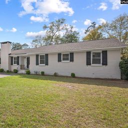 3 Holly Tree Court