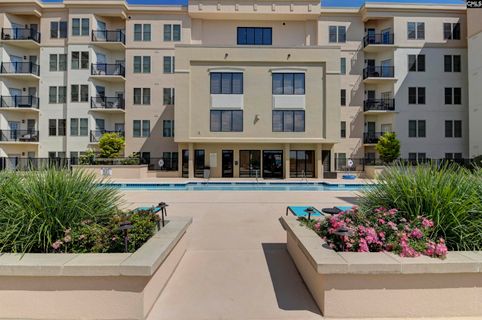 601 Main Street 303