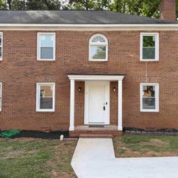 6 Crescent Lane