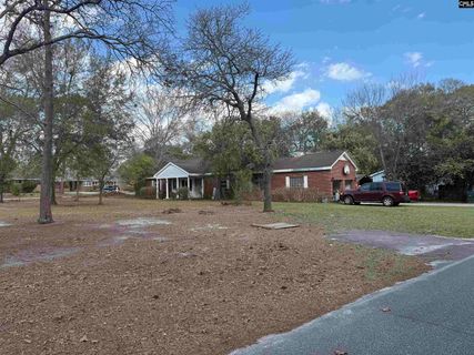 4437 Briarwood Road