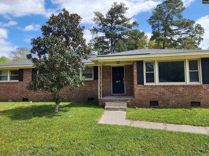 3213 Woodsen Circle