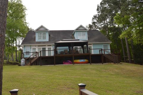 2550 Lake Road active home in Lake Wateree, Ridgeway, SC