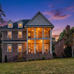 112 Bay Pointe Drive