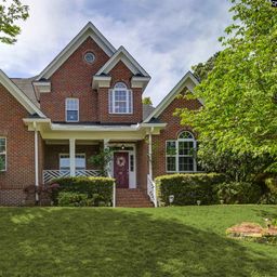 108 Fallen Oak Drive