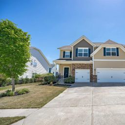 213 Goldenfluke Drive