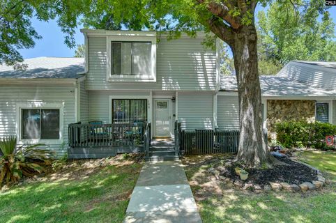 186 Mariners Row active home in Yacht Cove, Columbia, SC