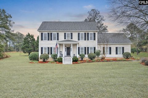 1480 Country Club Circle