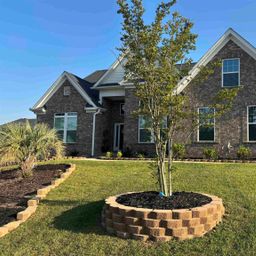 772 Scarlet Oak Road