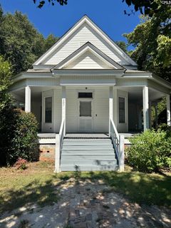 207 N Lee Street