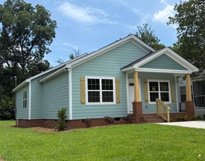 735 Lexington Ave active home in The Avenues, Cayce, SC