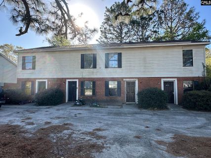 130 Villa Court pending home in Three Fountains, West Columbia, SC