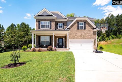 39 Hanging Leaf Court