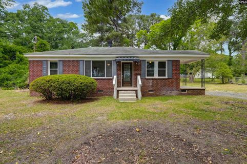 1413 Caroline Road