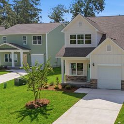 118 Creekside Cottage Court
