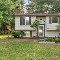273 Farmdale Drive