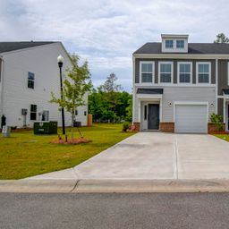 421 Nutsedge Court