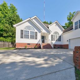 3 Gyle Court