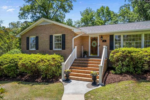 11 Lakecrest Drive