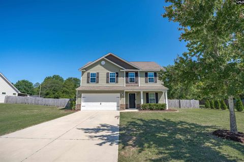 26 Vintage Oak Court pending home in King Haigler, Camden, SC