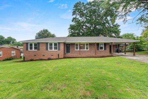 908 Mohegan Trail