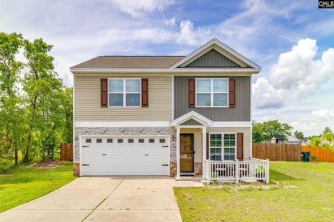 136 Battery Creek Drive pending home in Ridge Pointe, Gaston, SC