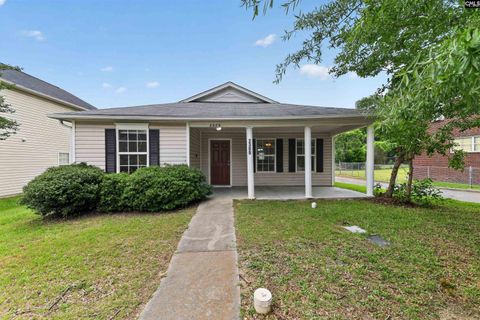 Homes in Celia Saxon, Columbia