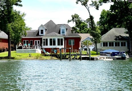 83 Beaufort Shores active home in Beaufort Shores, Prosperity, SC