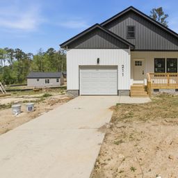 211 Payton Place