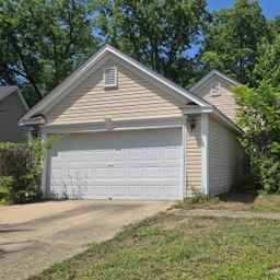 108 Creek Side Court