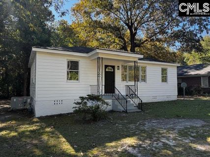 338 Bowling Avenue pending home in Fairfield Terrace, Columbia, SC