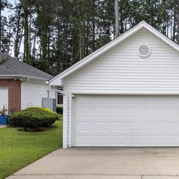 140 Twin Oaks Lane