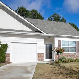 28-B Briar Forest Drive