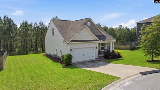 173 Cassique Drive active home in Cassique, Lexington, SC