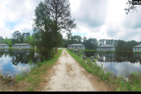 101 Moolah Drive pending home in Windsor Lake, Columbia, SC