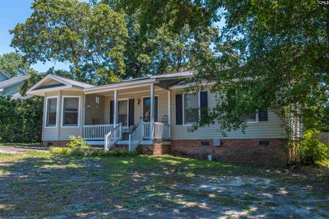 108 Pin Oak Court pending home in Garden Pond, Lexington, SC