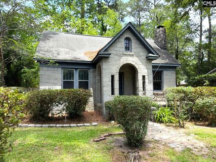 3961 Live Oak Street pending home in Rosewood, Columbia, SC