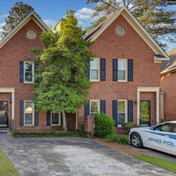 121 Wandering Brook Road
