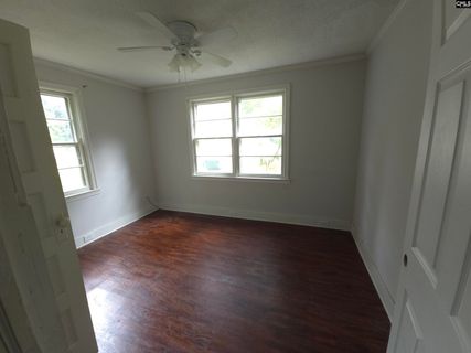 431 Pineneedle Road pending home in Monticello Terrace, Columbia, SC
