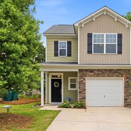 105 Autumn Stroll Court