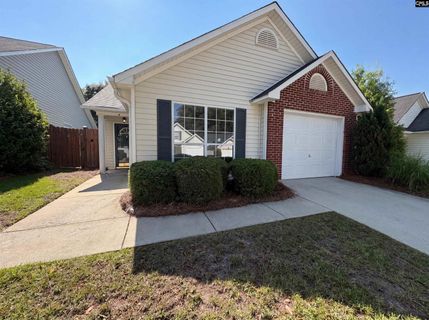 4 Bucktail Way active home in Winrose Place, Irmo, SC