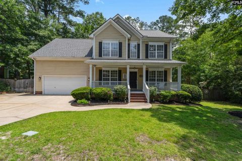 112 Muirfield Court W