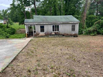 1531 Hatcher Drive pending home in Fairfield Terrace, Columbia, SC
