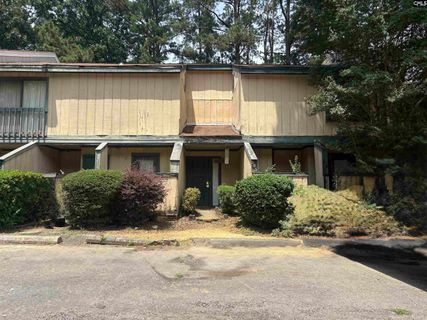 385 Hickory Hill Drive active home in St Andrews Woods, Columbia, SC